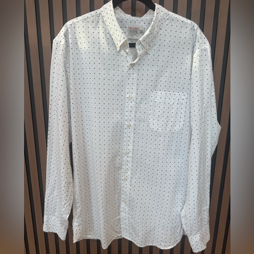 J. Crew Secret Wash White Blue Polka Dot Men's Dress Shirt Button Down Pocket‎